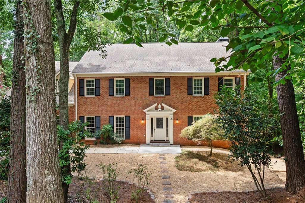 9335 Huntcliff Trace, Sandy Springs, GA 30350