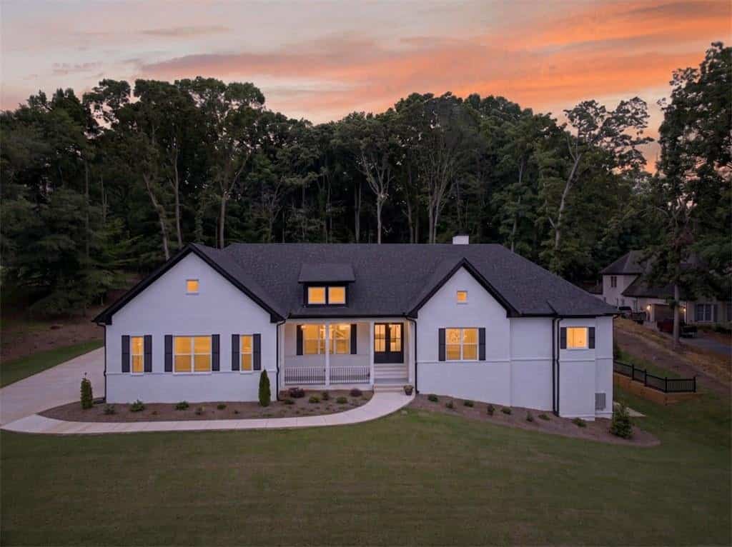 505 Old Collins Road, Hoschton, GA 30548