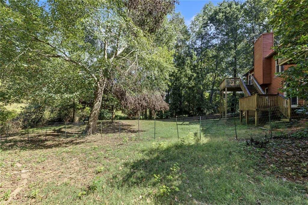 Listing photo 6
