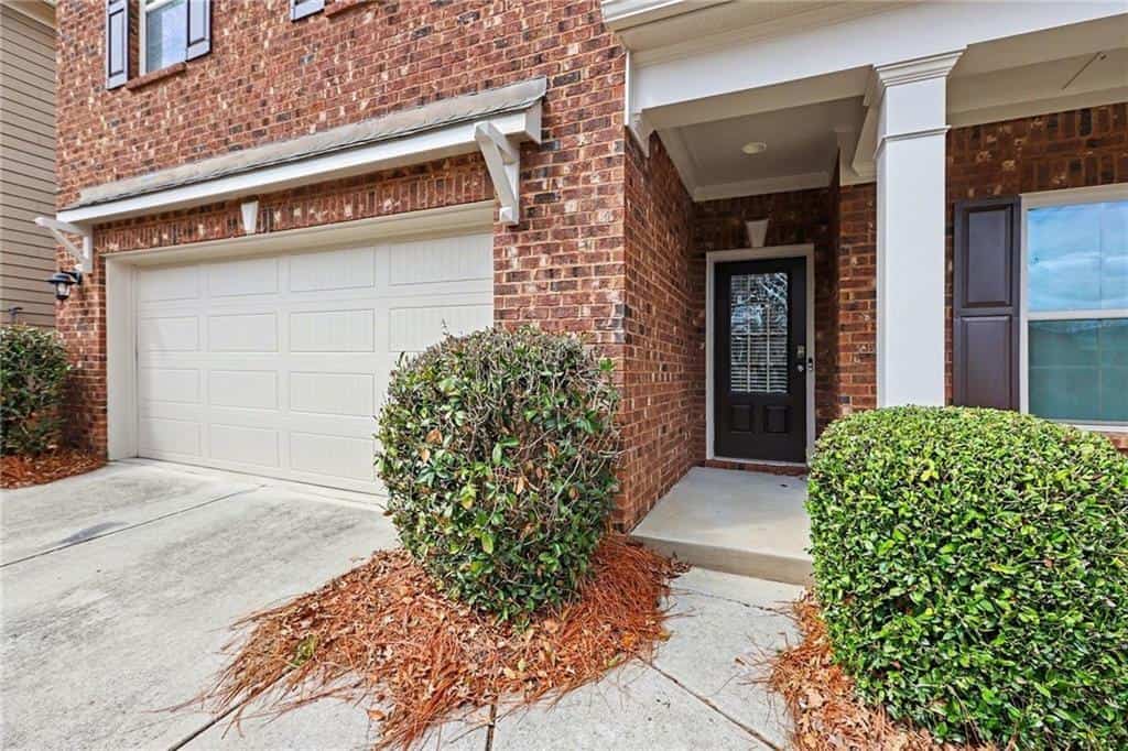 Listing photo 6
