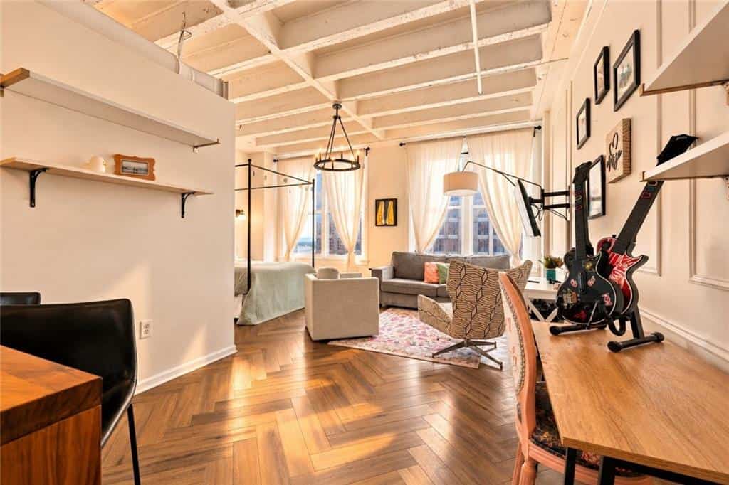 Listing photo 6