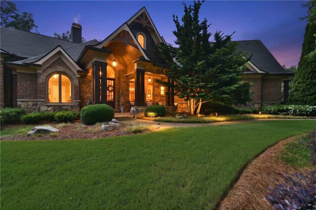 5038 Pointer Ridge, Flowery Branch, GA 30542