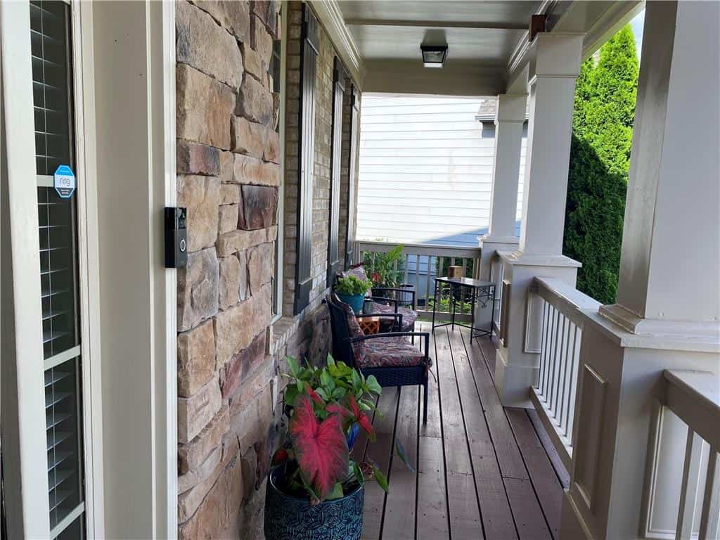 Listing photo 6
