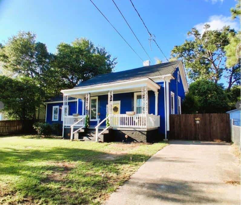 Listing photo 3