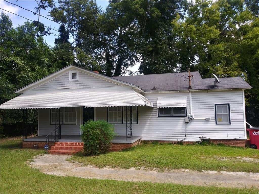 Listing photo 6