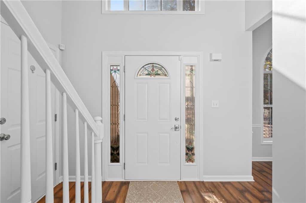 Listing photo 6