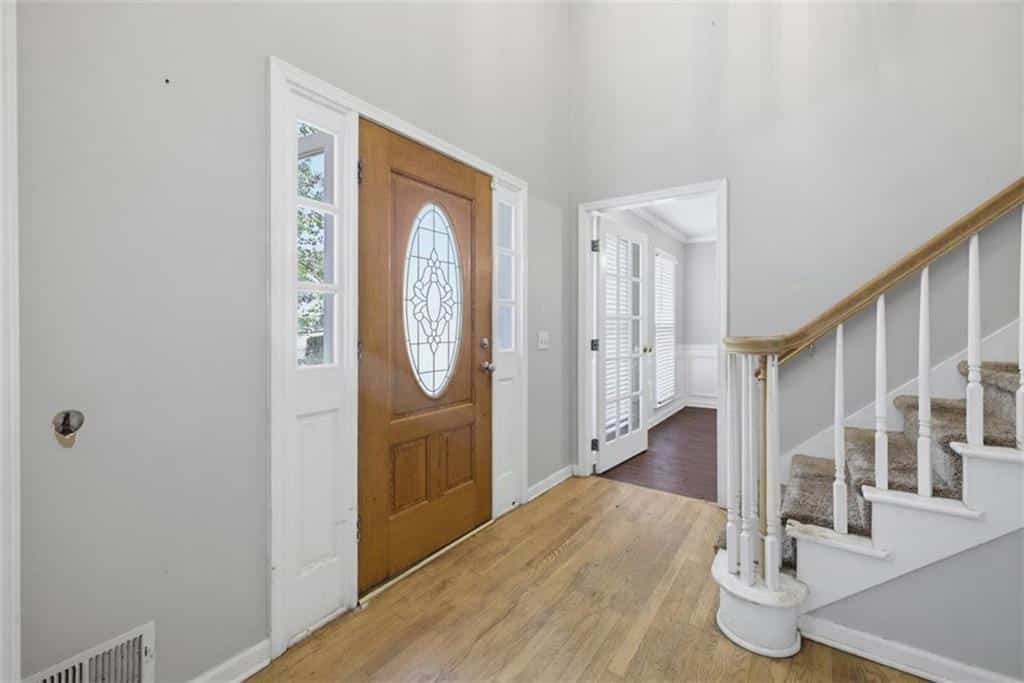 Listing photo 6