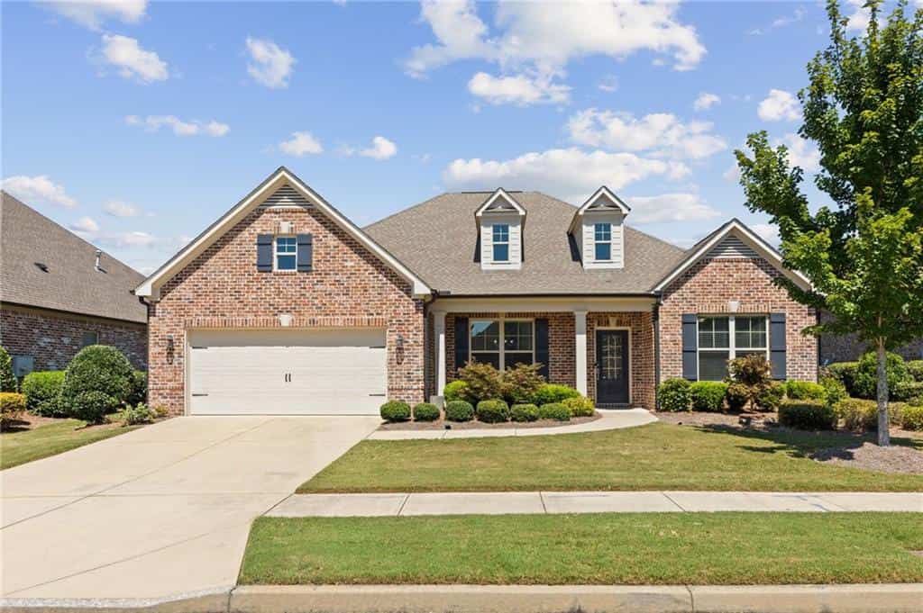 3898 Heirloom Loop Court, Buford, GA 30519