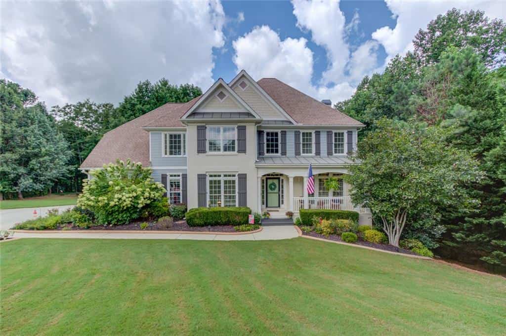 818 Oak Ridge Terrace, Loganville, GA 30052