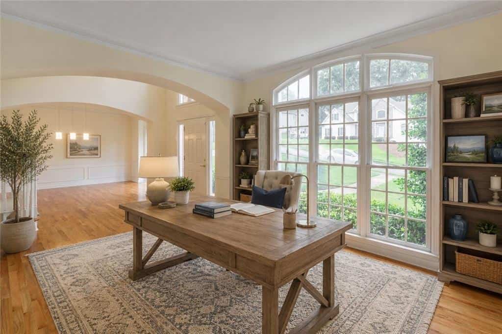 Listing photo 6