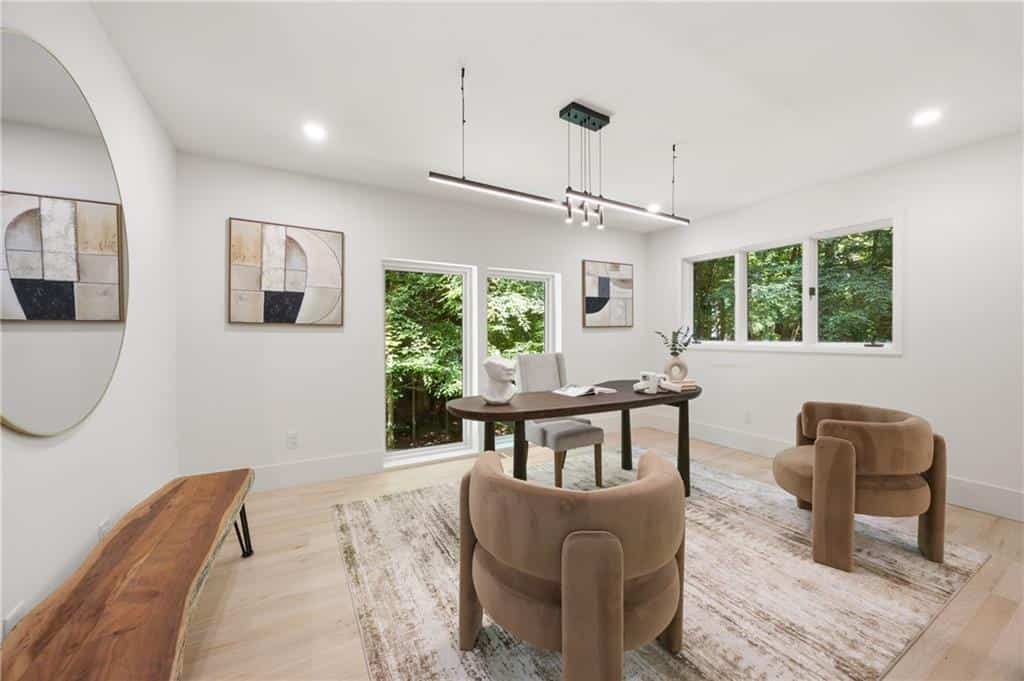Listing photo 6