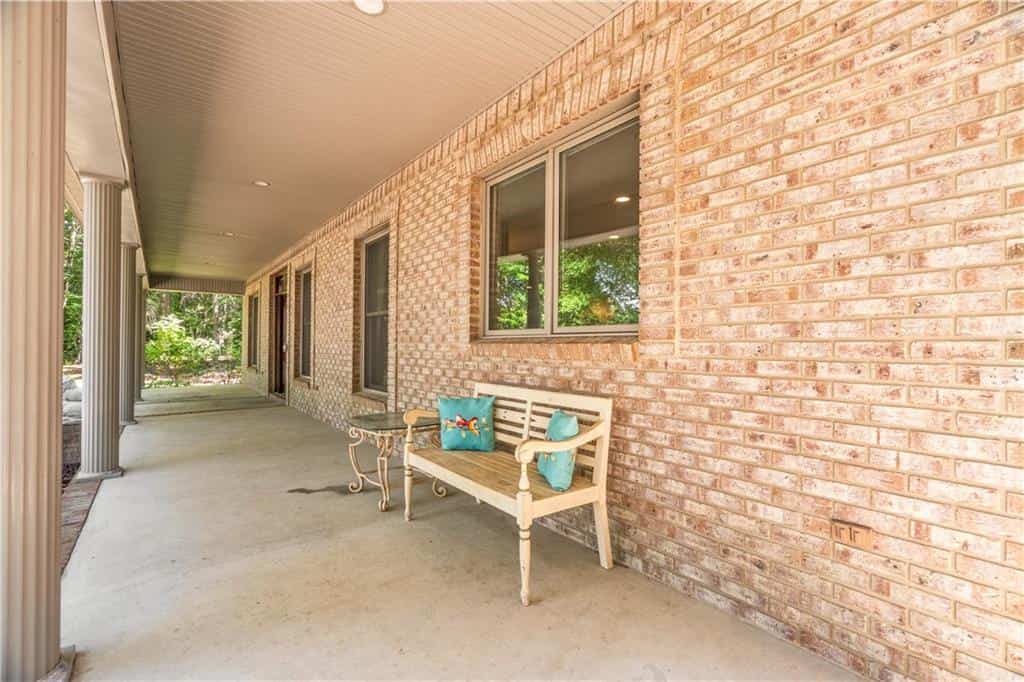 Listing photo 6