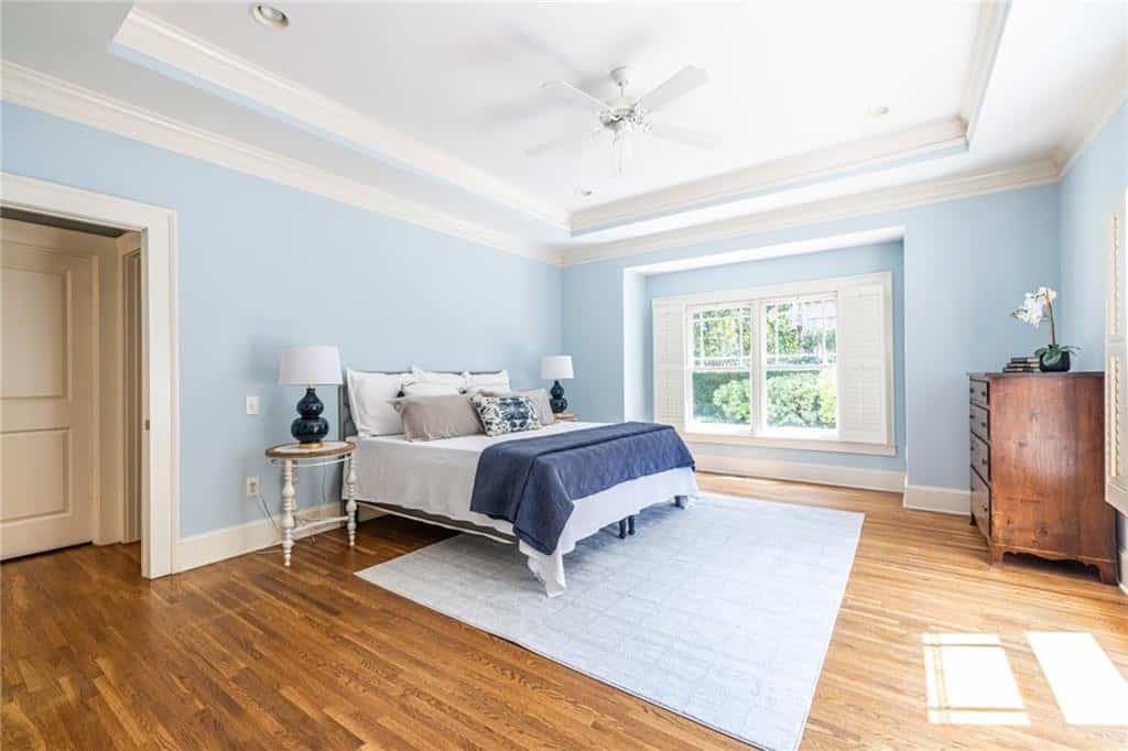 Listing photo 6