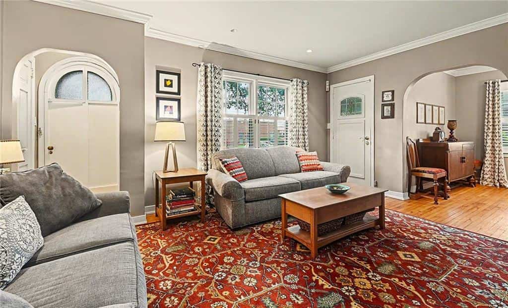 Listing photo 6