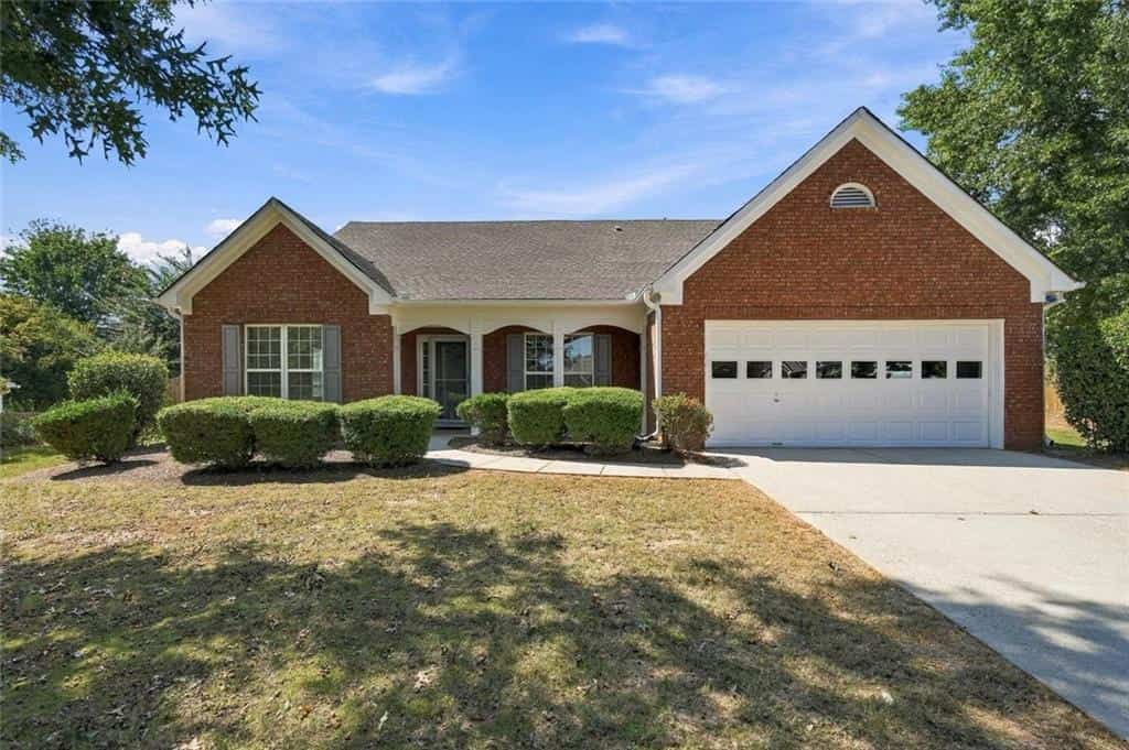8525 Fieldgrove Court, Gainesville, GA 30506