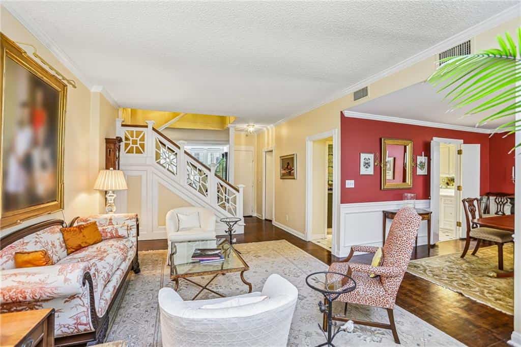 Listing photo 6