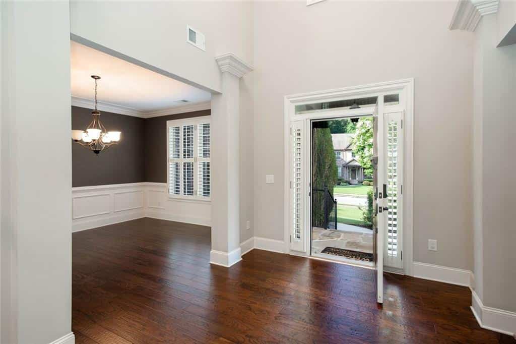 Listing photo 6