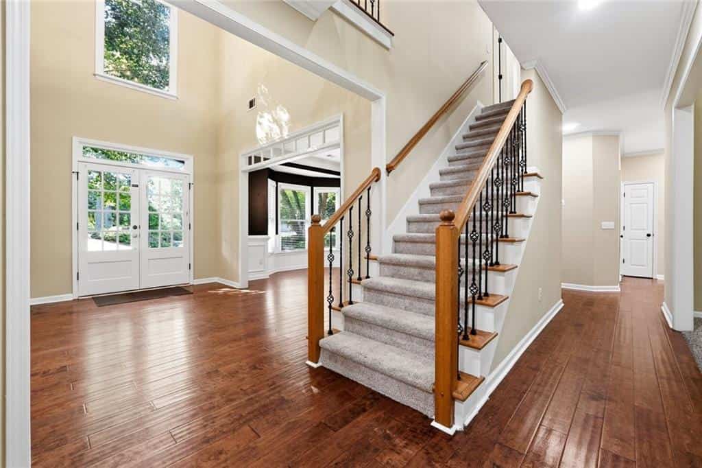 Listing photo 6