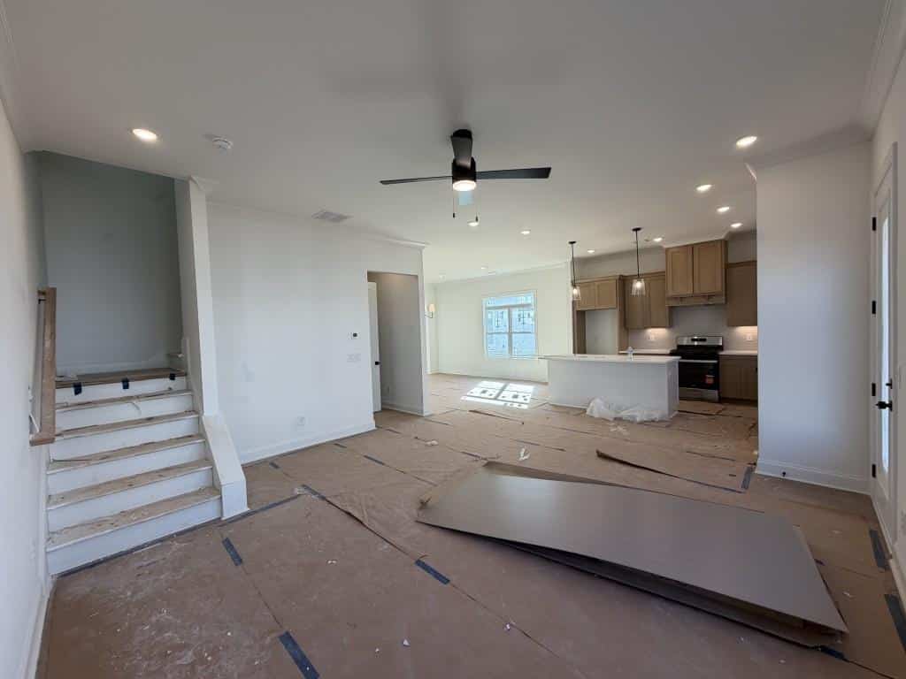 Listing photo 6