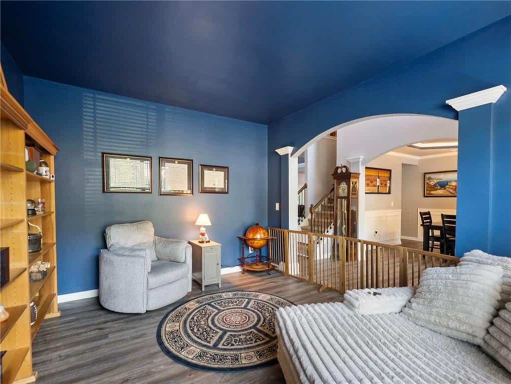 Listing photo 6