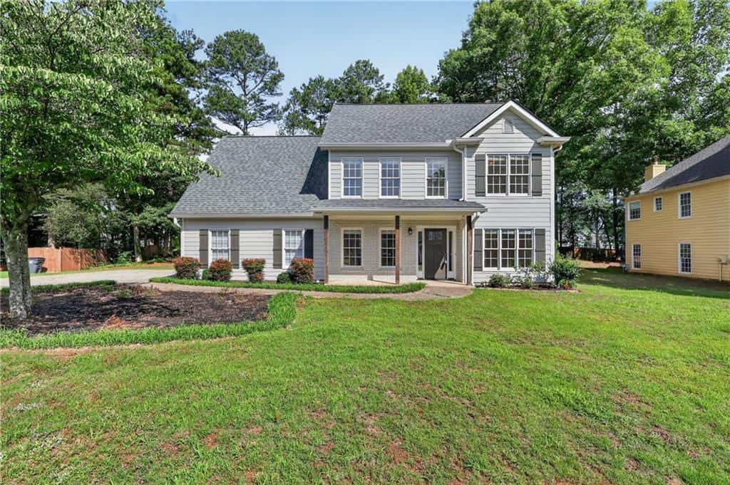 2232 Woodbriar Drive, Buford, GA 30518