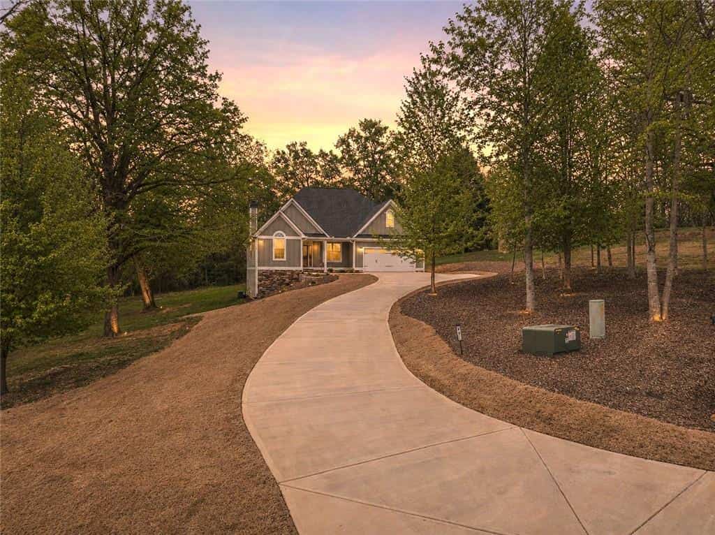 49 Caspian Trail, Ellijay, GA 30536
