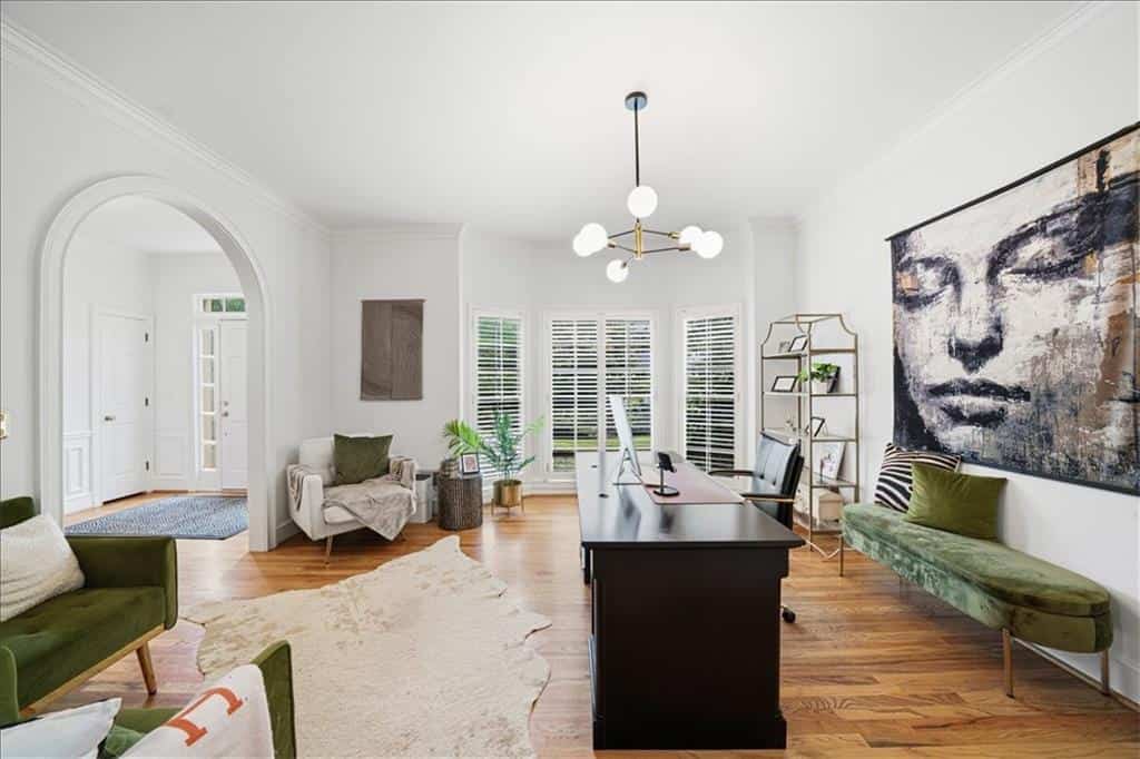 Listing photo 6