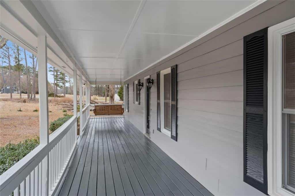 Listing photo 6
