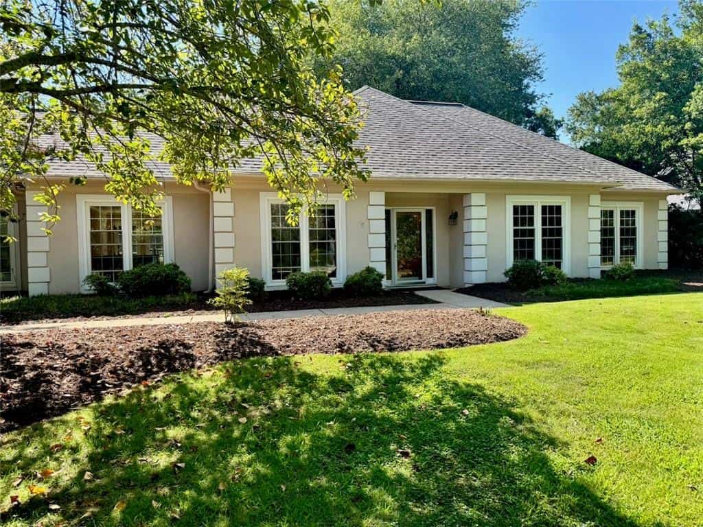 11860 Wexford Club Drive, Roswell, GA 30075