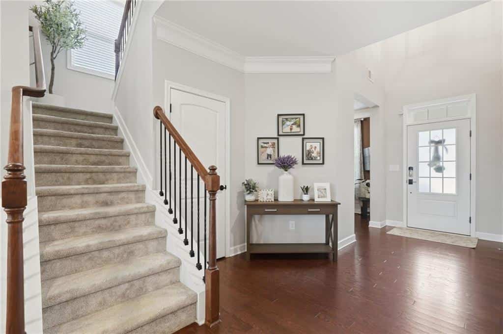 Listing photo 6