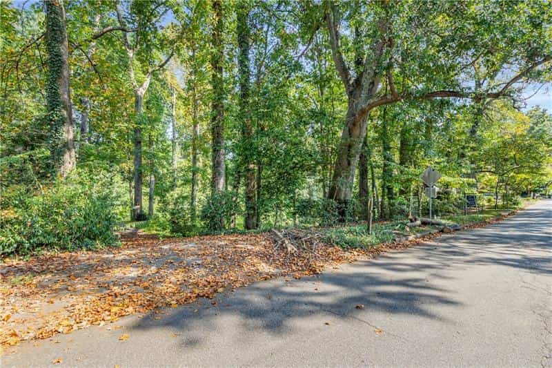 519 Durand Drive NE, Atlanta, GA 30307
