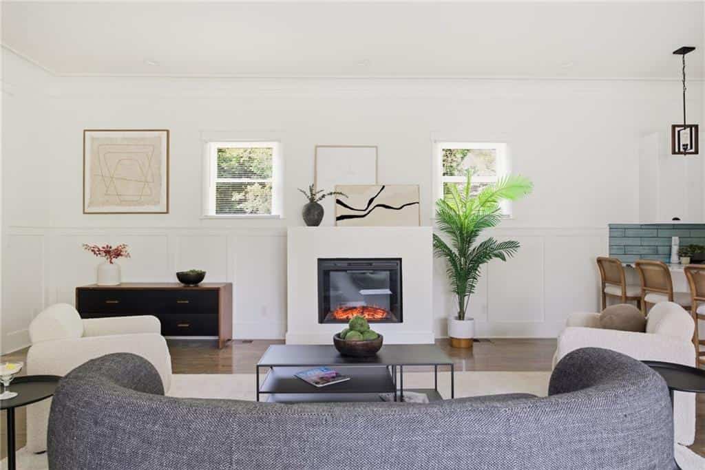 Listing photo 6