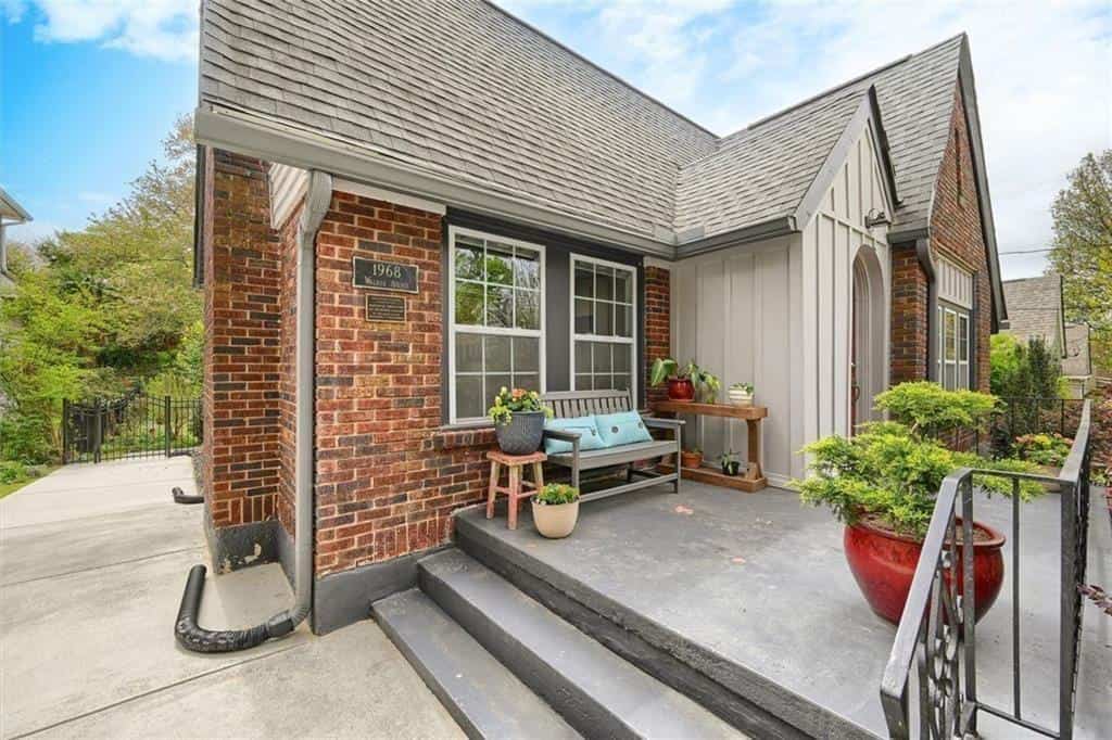 Listing photo 4