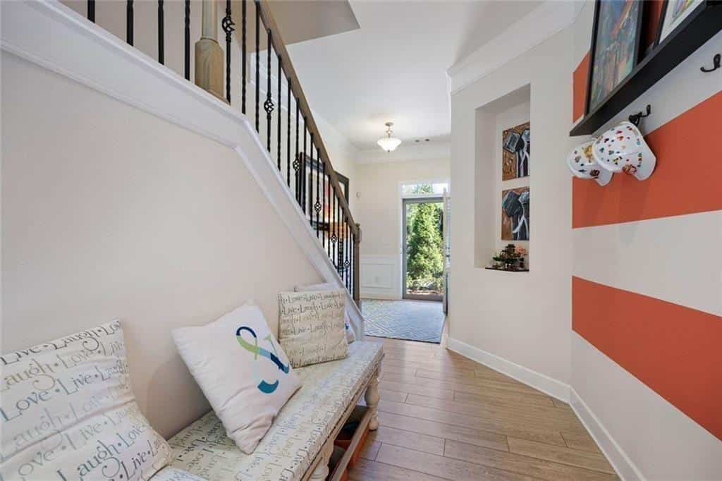 Listing photo 6
