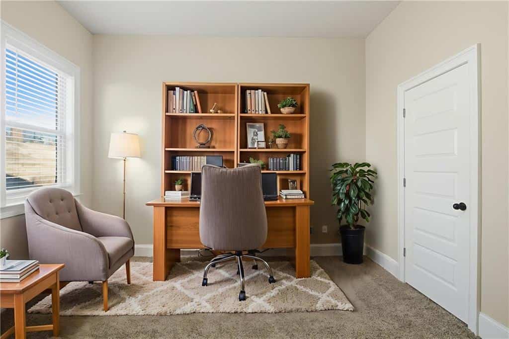 Listing photo 6