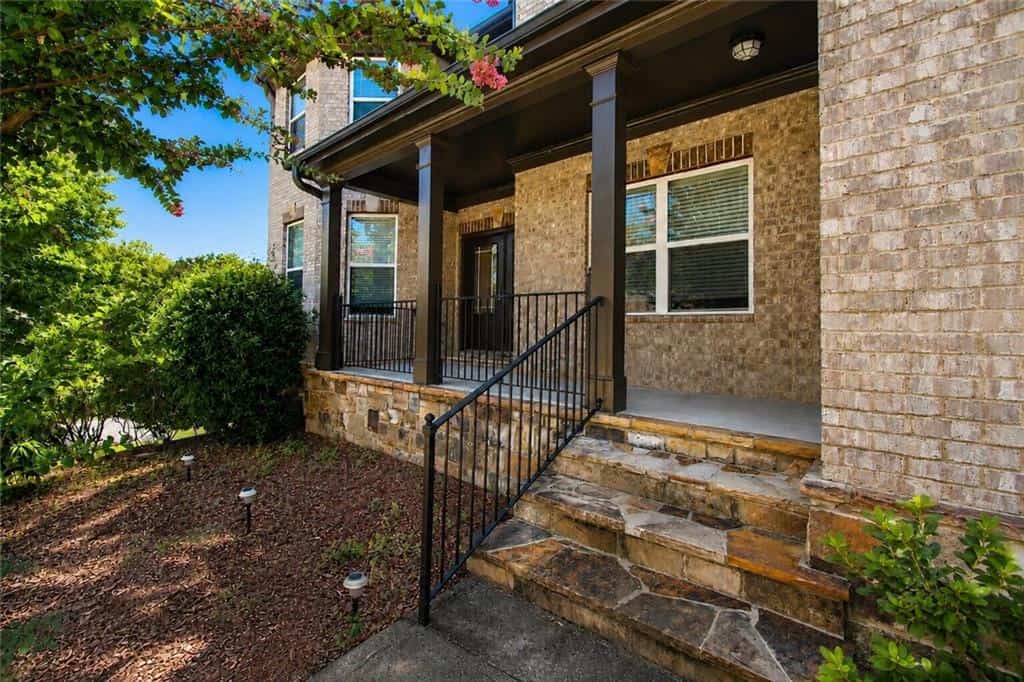 Listing photo 6
