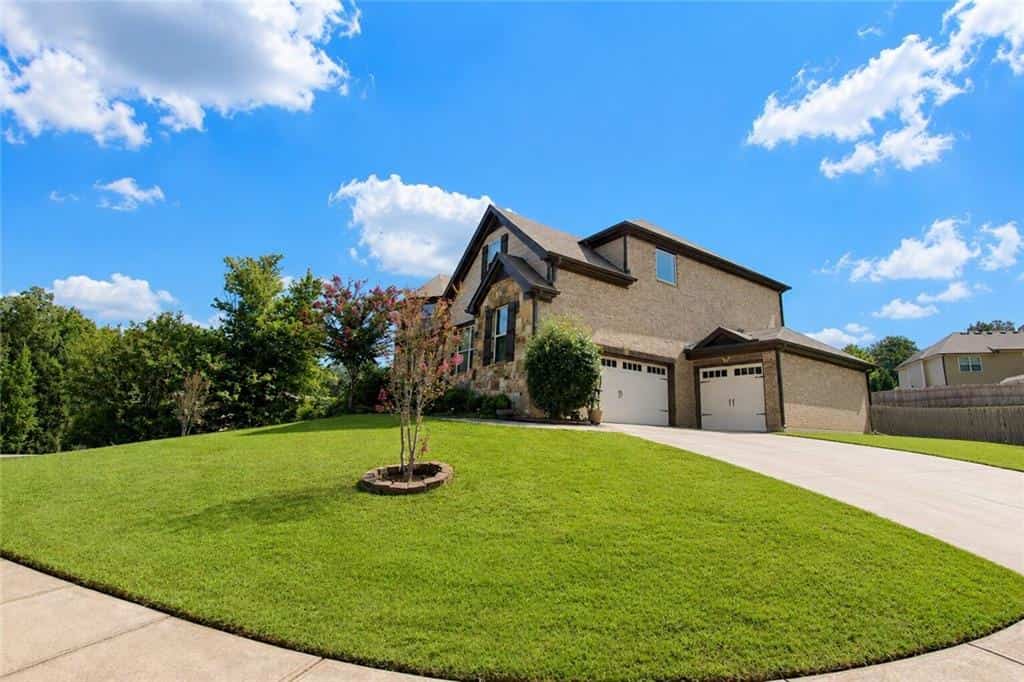 Listing photo 4
