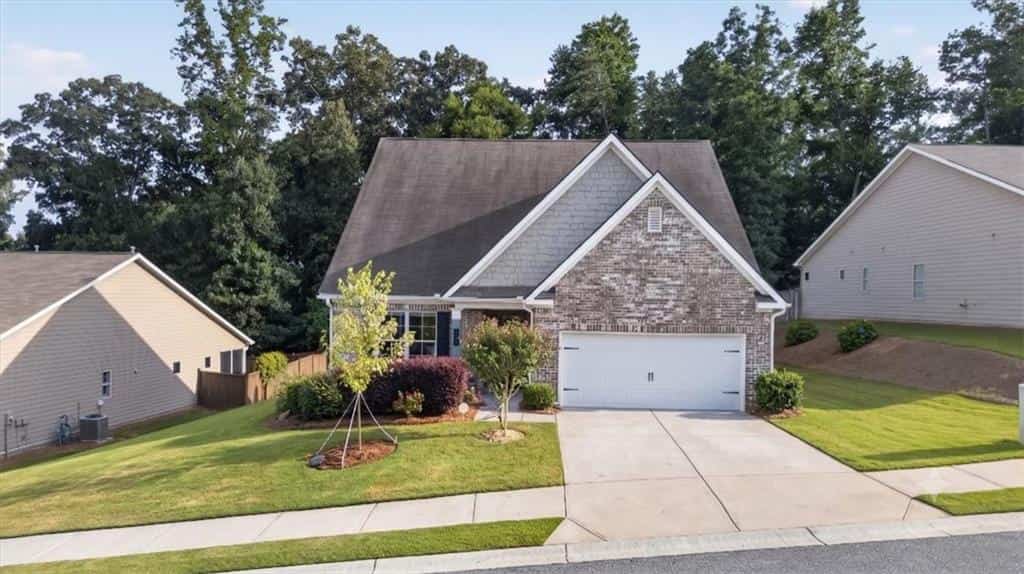 121 Rolling Hills Place, Canton, GA 30114