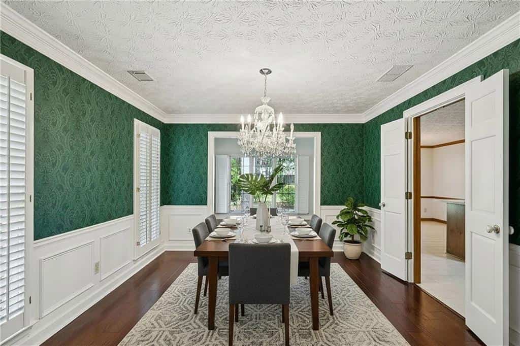Listing photo 6