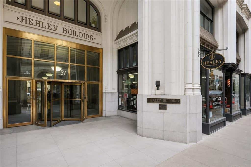Listing photo 3