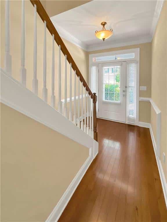Listing photo 6
