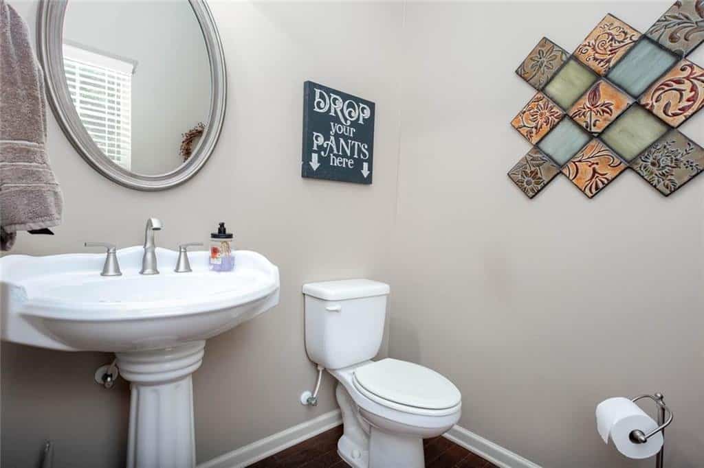Listing photo 6