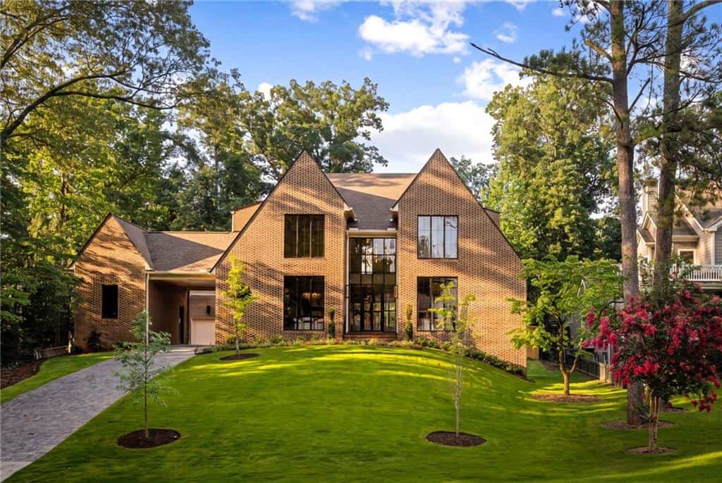 3157 Woodrow Way NE, Brookhaven, GA 30319