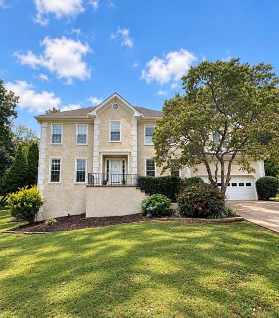 610 Adam Circle, Woodstock, GA 30188