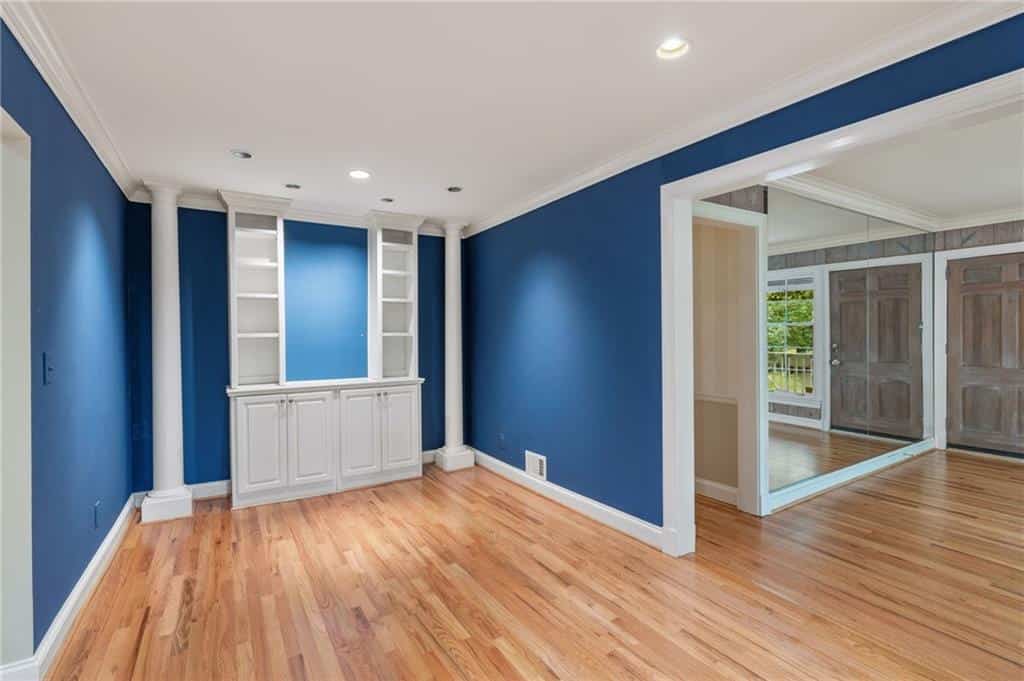 Listing photo 6