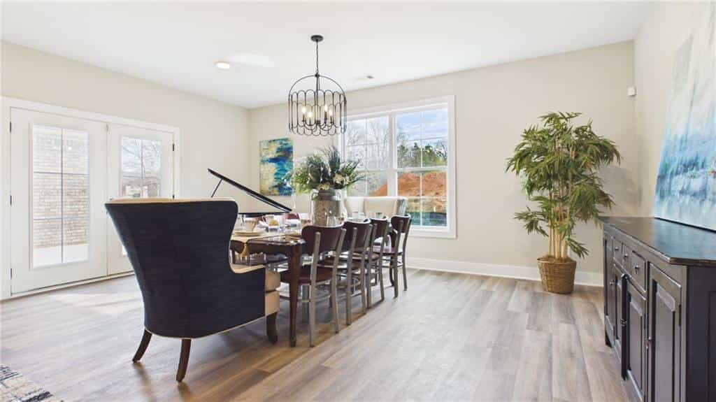 Listing photo 6