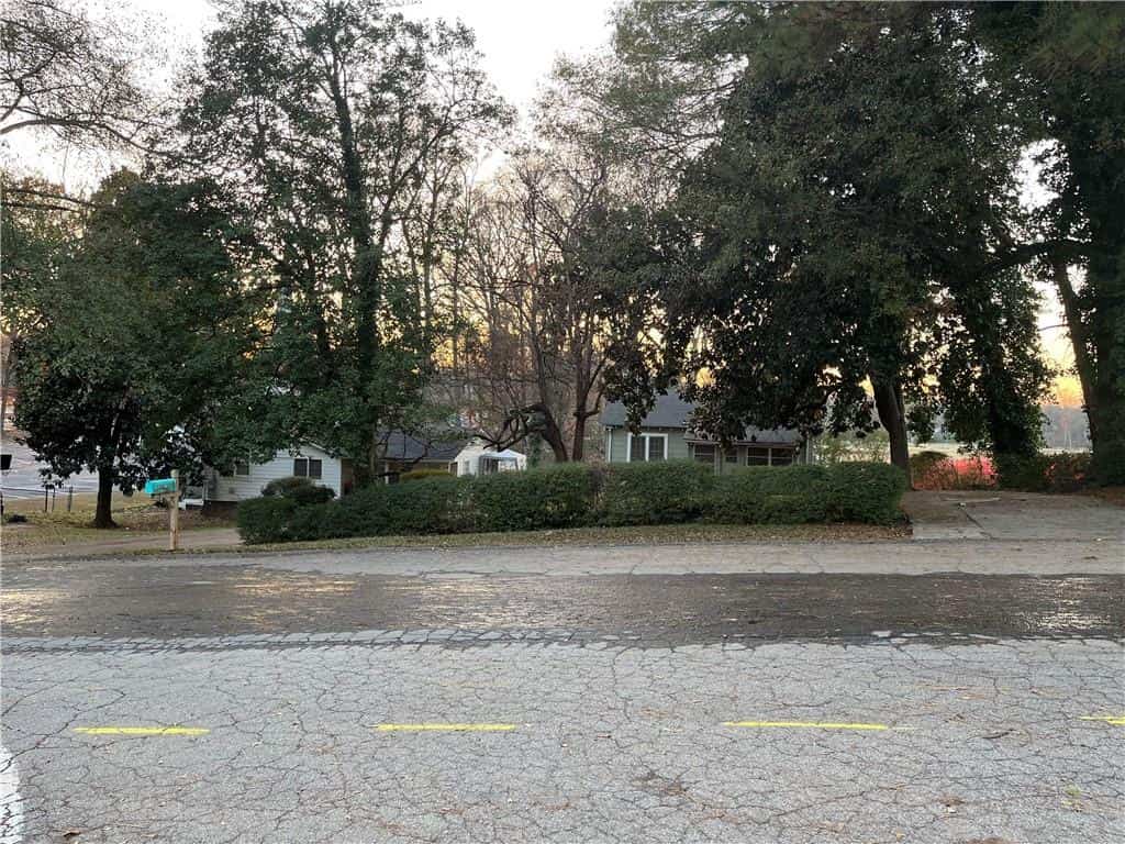 4088 Carver Drive, Doraville, GA 30360