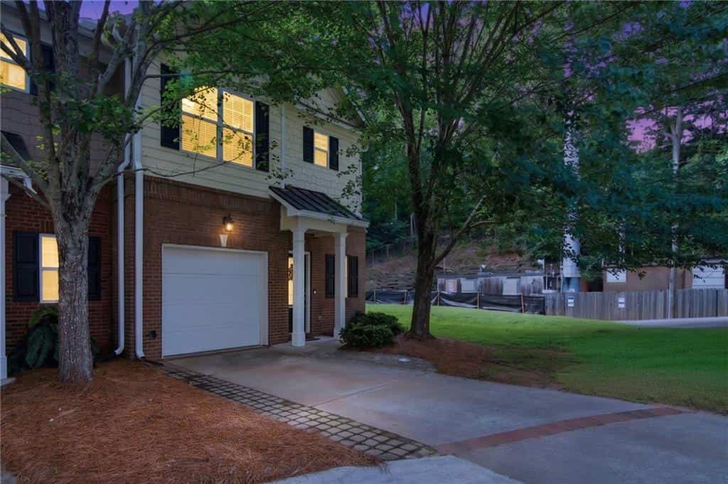 3065 Windcrest Court, Roswell, GA 30022