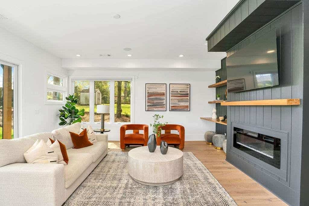 Listing photo 6