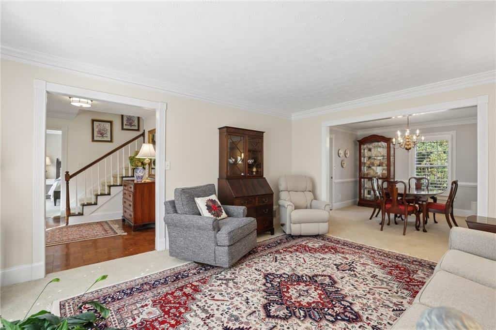 Listing photo 6